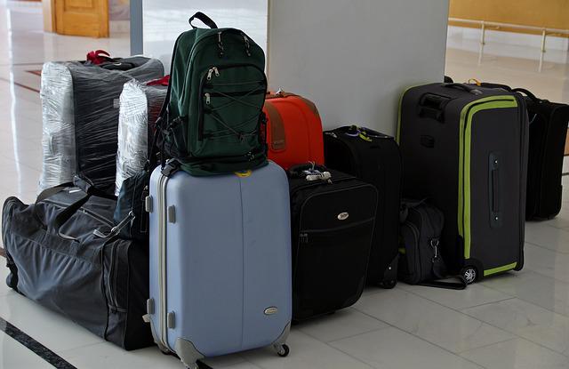 複数のスーツケース